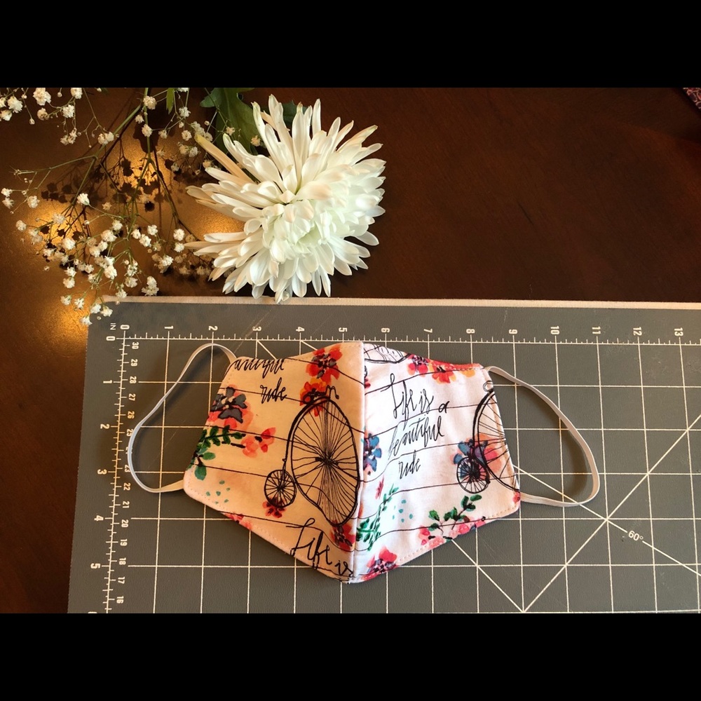 Life Is Beautiful Bicycle Print Cloth Face Mask